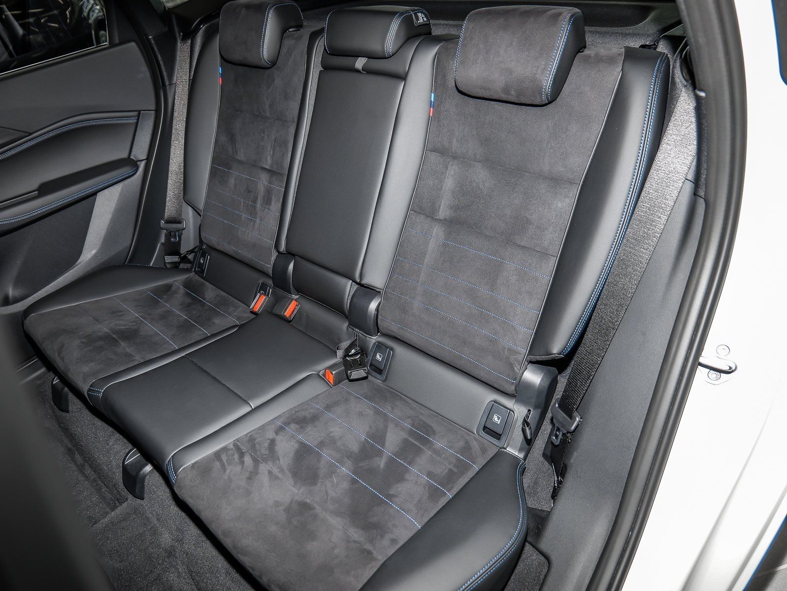 BMW 223 Active Tourer - Bild 19