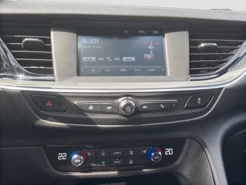 Fotografie 12 des Opel Insignia B Kamera Parkpilot Sitzheizung
