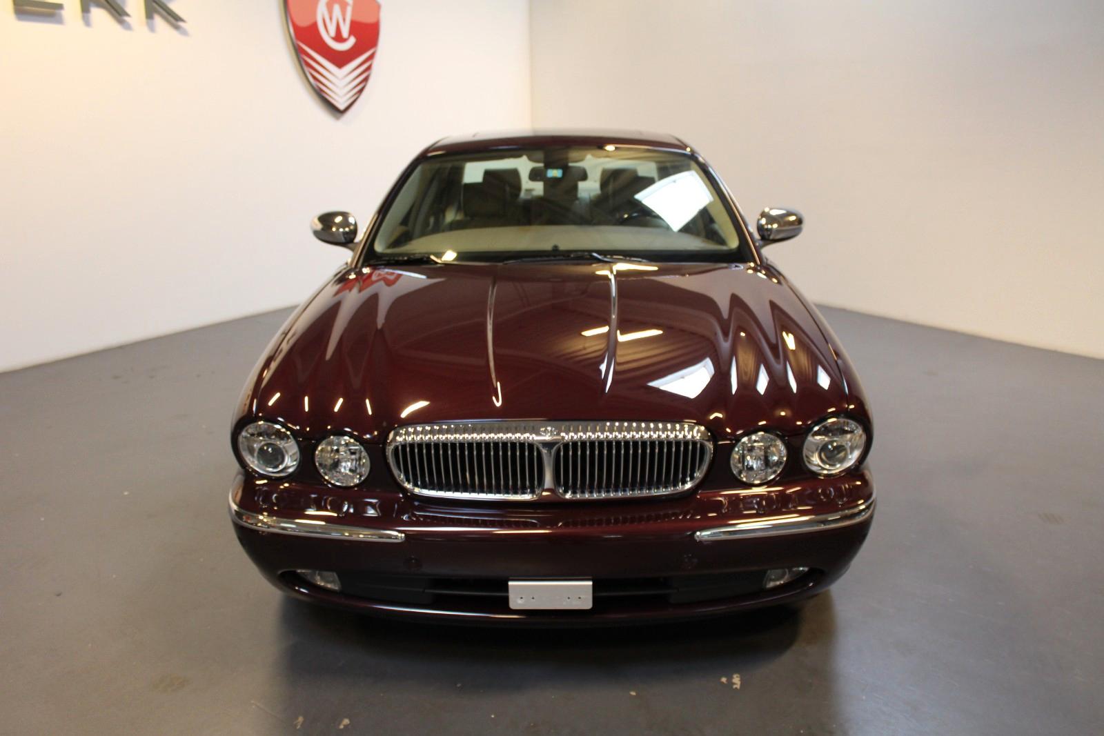 Jaguar Daimler Super Eight