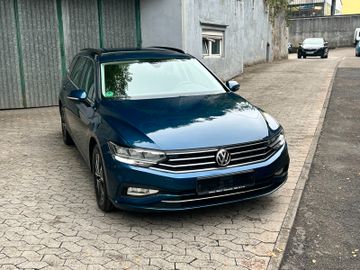 Volkswagen Passat Variant - 7