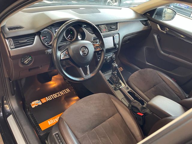 Skoda Octavia Combi L&K 4x4 *BI-XENON*NAVI*PDC*SZHZ*