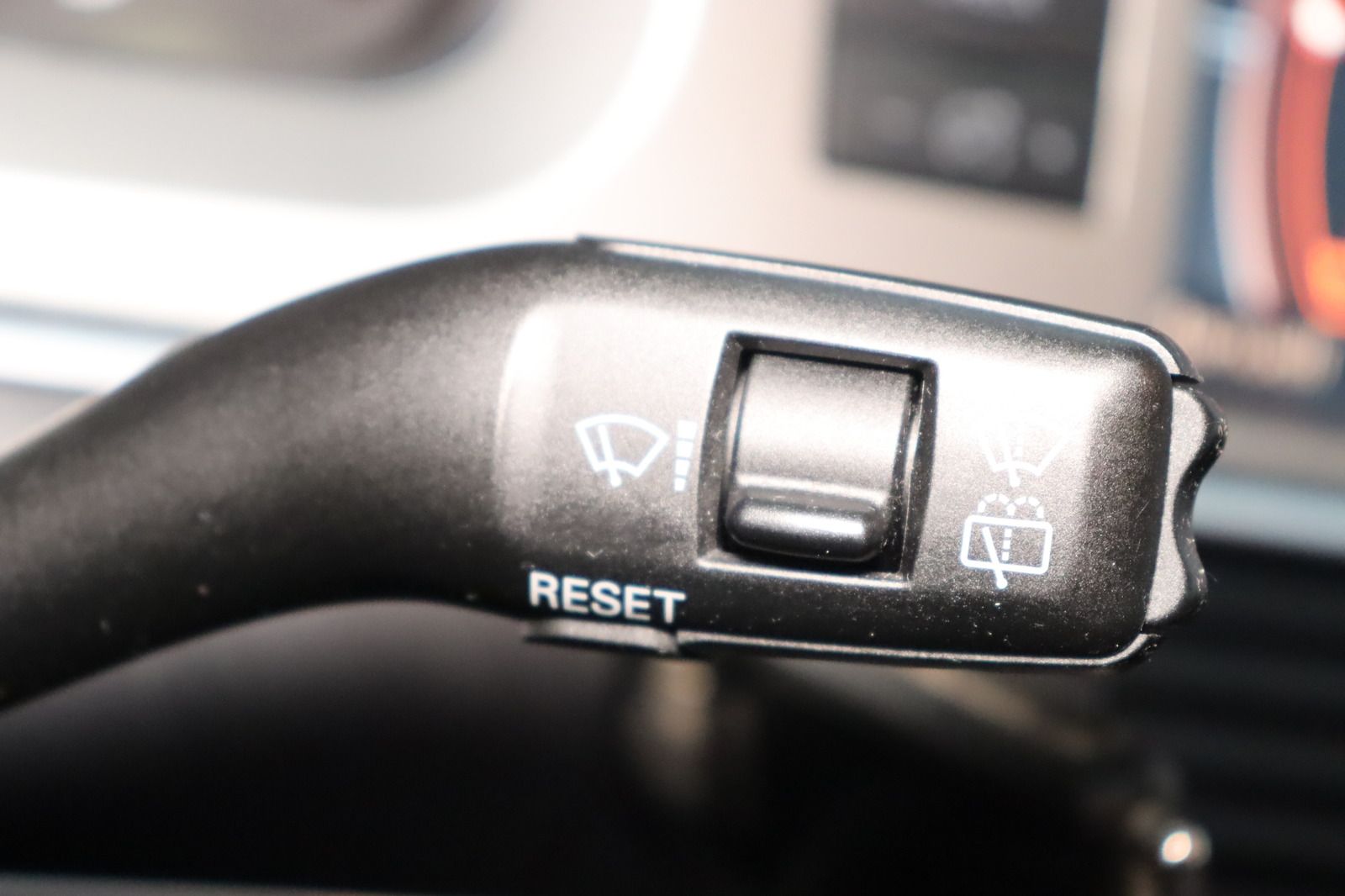 Fahrzeugabbildung Audi A6 2.0 TDI multitronic Avant * Xenon * AHK * PDC