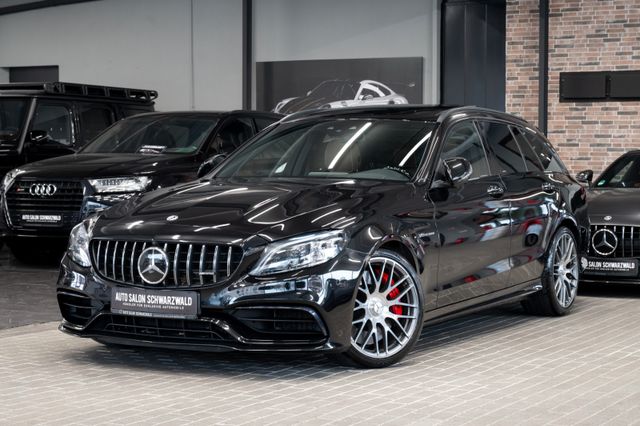 Mercedes-Benz C63S AMG T |DESIGNO|HEAD-UP|VOLL| NP: 115T€ !!