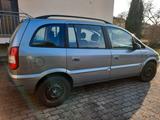 Opel Zafira 1.8 16V Elegance Elegance - Opel Zafira: 16v
