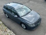 Volkswagen Golf VIII Variant 2.0 TDI Life DSG AHK ACC LED