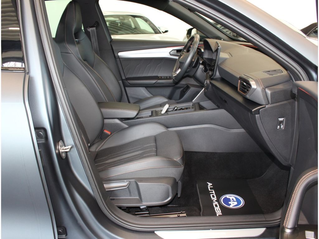 Fahrzeugabbildung CUPRA Formentor VZ 4Drive 2.0 TSI 1.Hand*Pano*Carplay