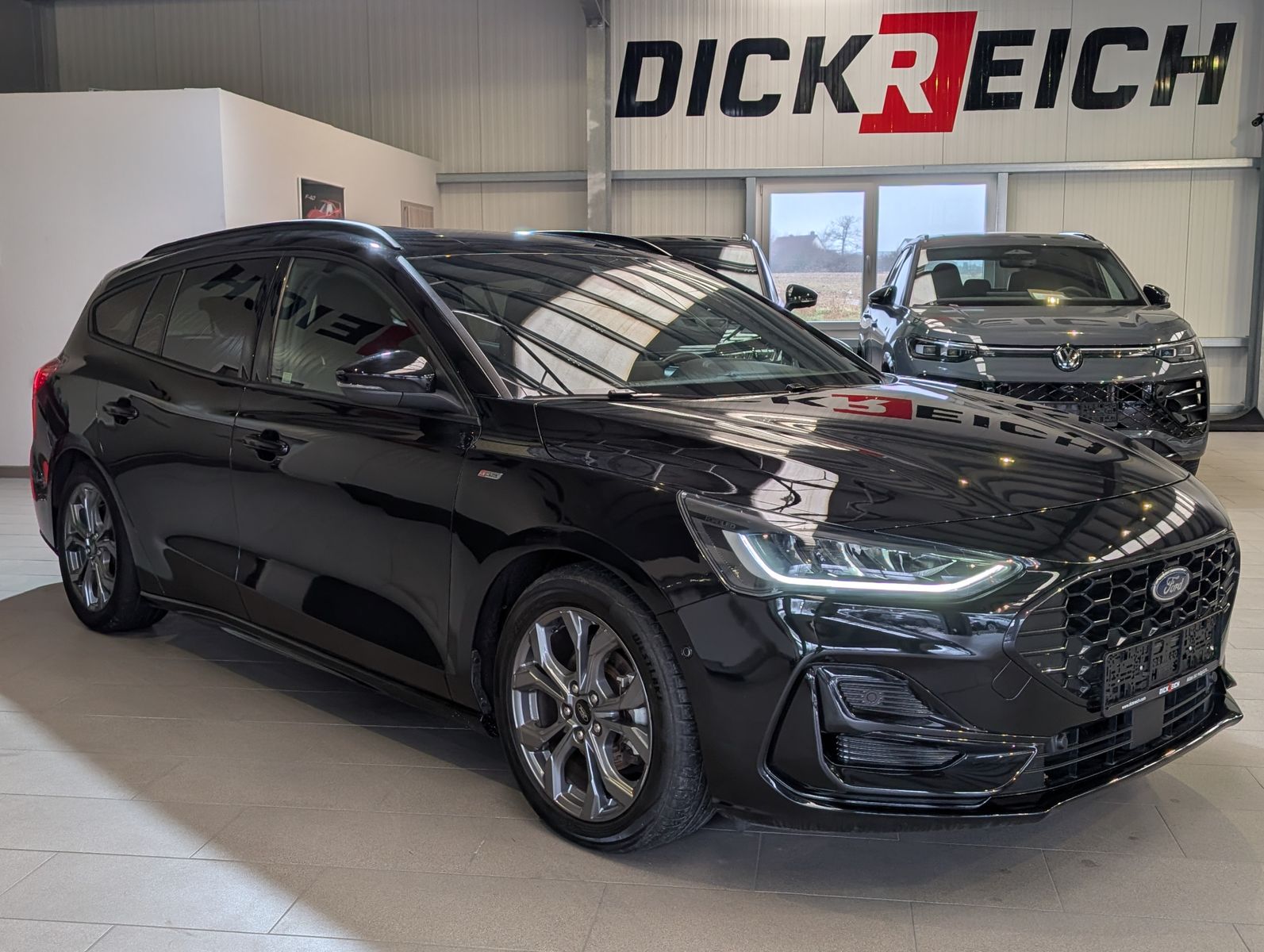 Fahrzeugabbildung Ford Focus 1.0 EcoBoost ST-Line ACC LED Styling-Paket