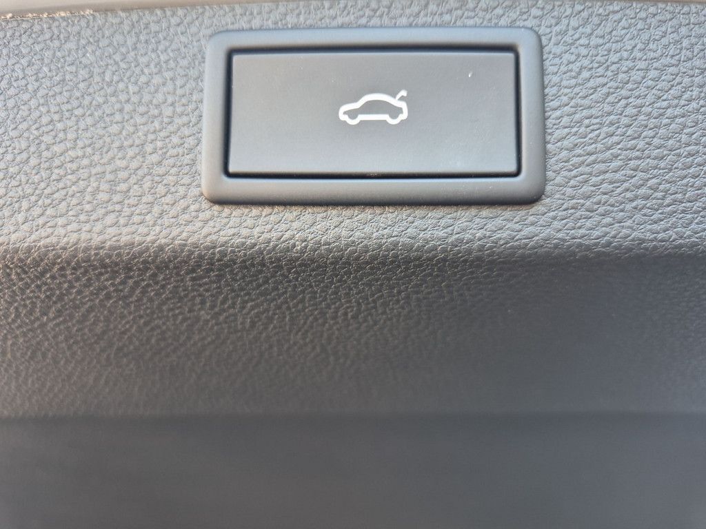 Karoq Karoq 1.5 TSI ACT Sportline *DSG*LED*AHK*N
