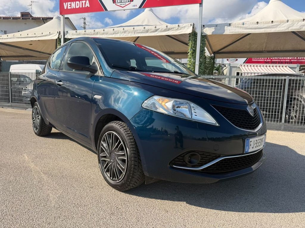 Image of Lancia Ypsilon