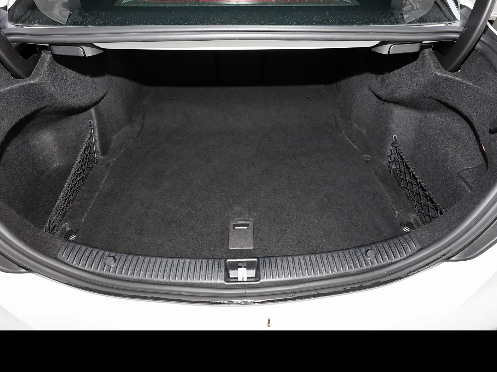 Mercedes-Benz C 43 AMG 4M SPURHALTE+LED+KAMERA+TOTWINKEL+18"