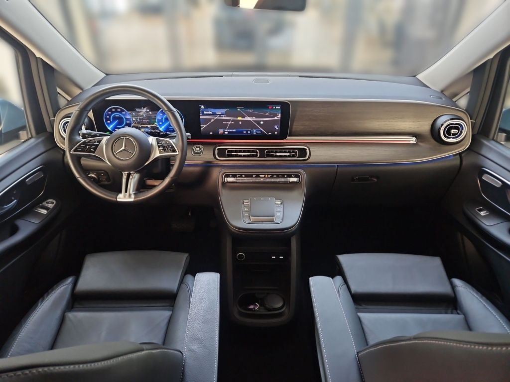 Fahrzeugabbildung Mercedes-Benz EQV 300 lang 8 Sitze LED 2xST 360° Ambientebel.