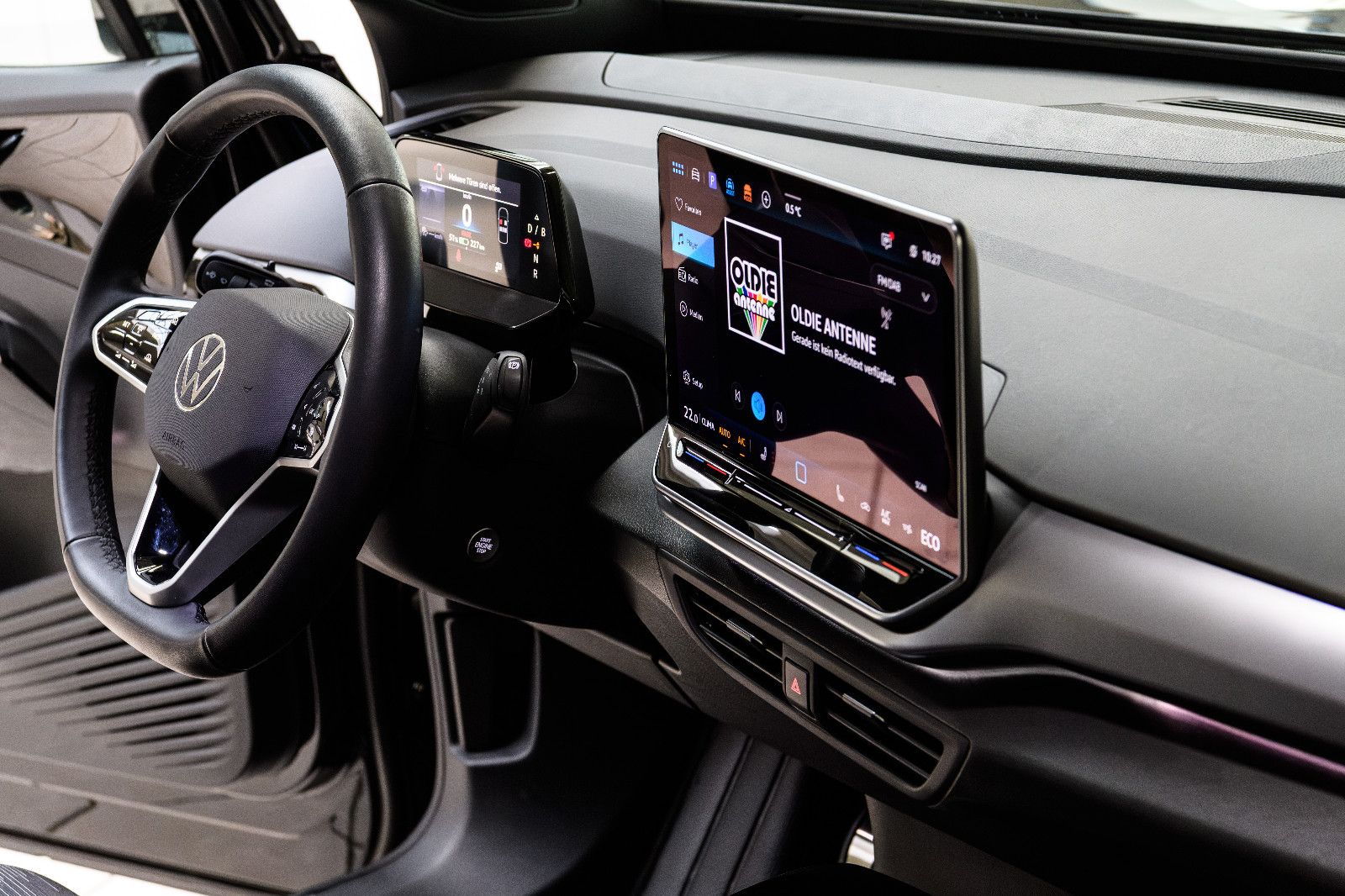 Fahrzeugabbildung Volkswagen ID.4 Pro IQ-LED+NAVI+ACC+WÄRMEPUMPE+SHZ