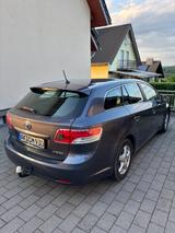 Toyota Avensis Combi Edition 1.8 Valvematic Edition - Toyota Avensis aus 2010