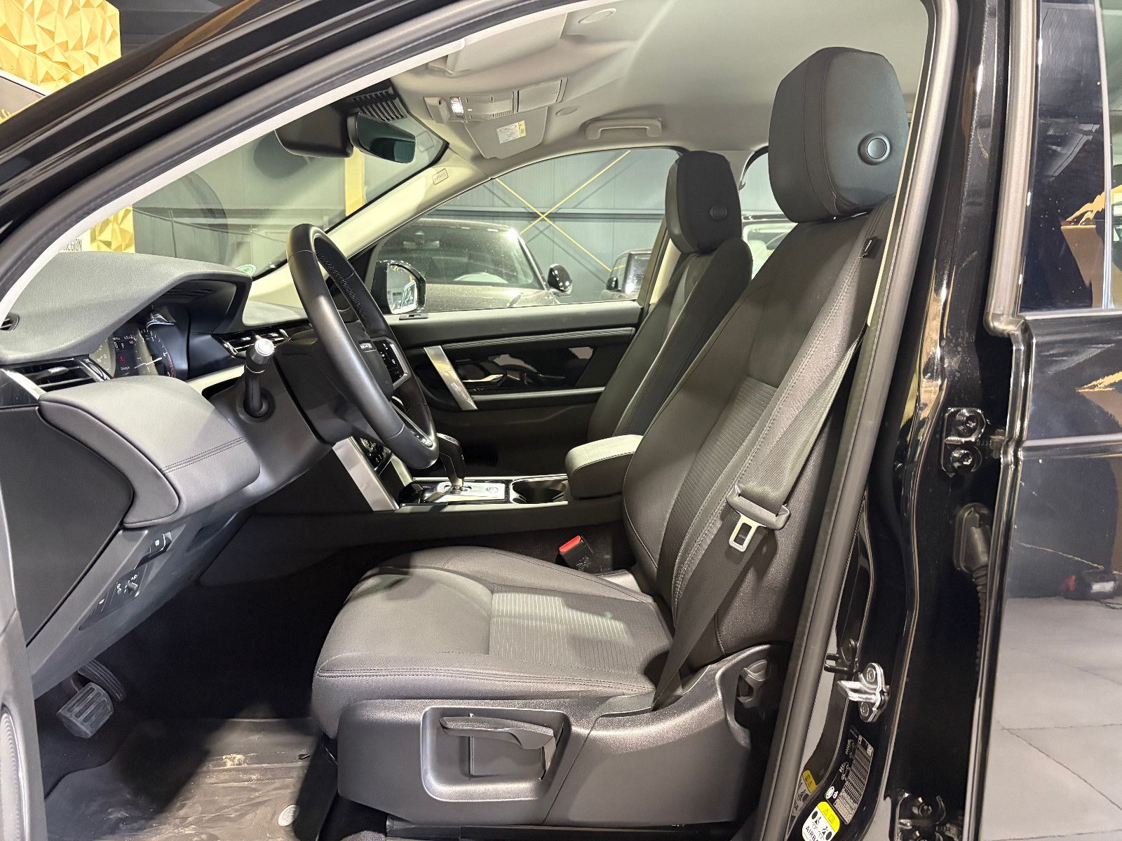 Fahrzeugabbildung Land Rover Discovery Sport AWD/360°/APPLE/SHZ/TEMPOMAT/LED/