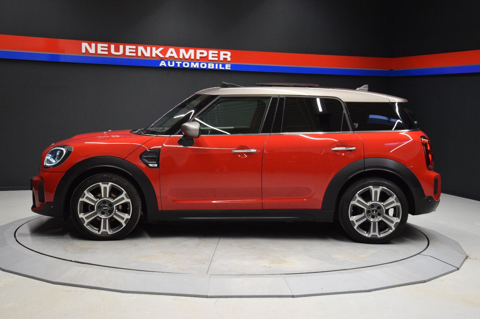 Fahrzeugabbildung MINI Countryman Cooper Yours Trim Pano HuD Memory ACC