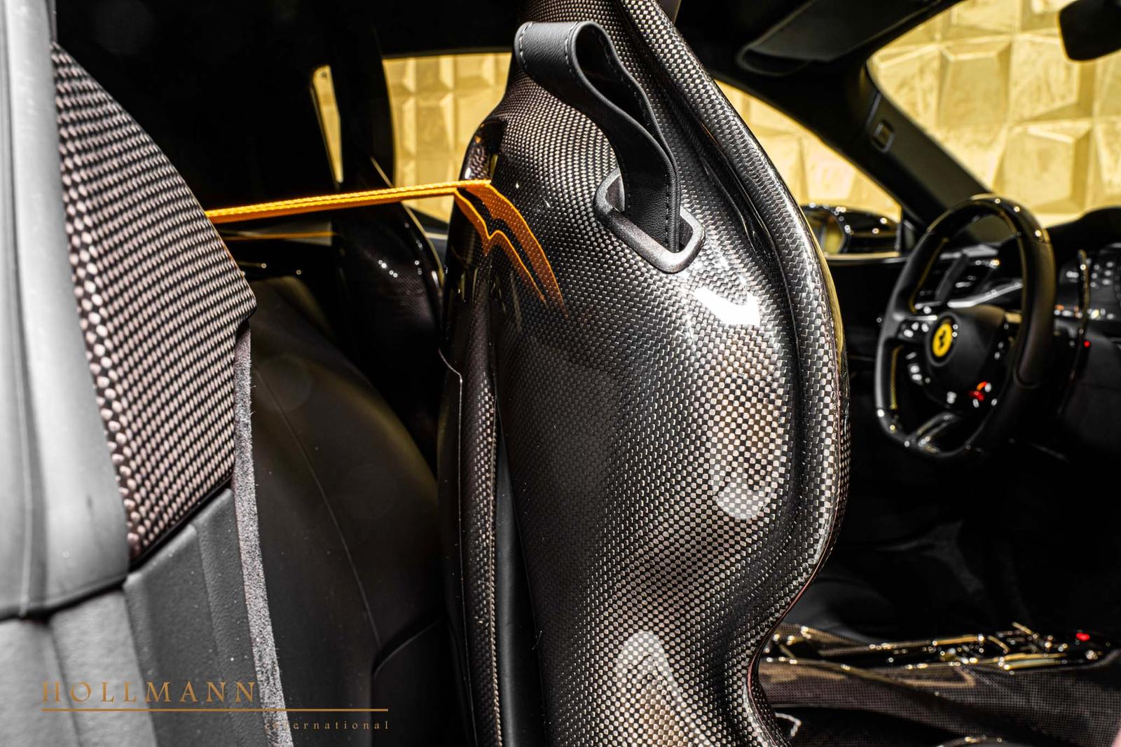 Ferrari SF90 Stradale + CARBON RACING SEATS + FIORANO