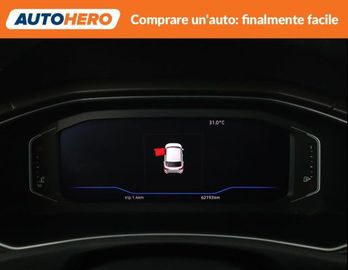 Volkswagen T-Roc - 11