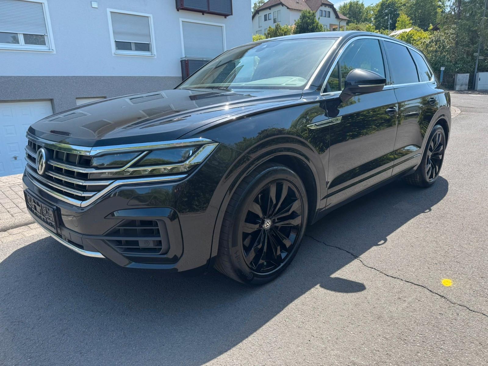 Volkswagen Touareg R-Line 4Motion