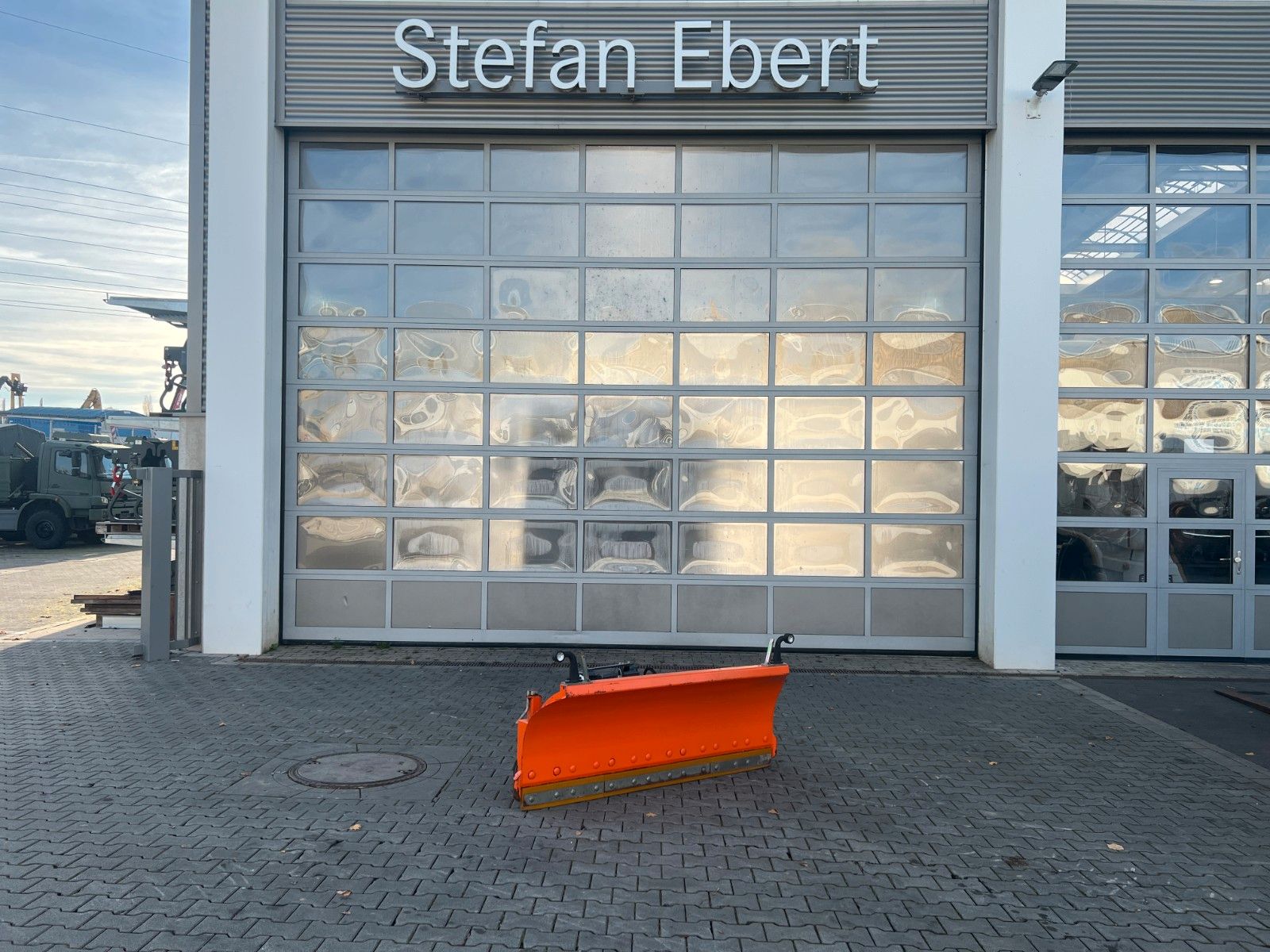 Fahrzeugabbildung Andere Tuchel SK-F 180 Schneeschild / Kramer 5040