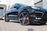 Porsche Cayenne Turbo S: Pors-Scheckheft, 22", Vollausst - Porsche Cayenne Gebrauchtwagen in Stuttgart