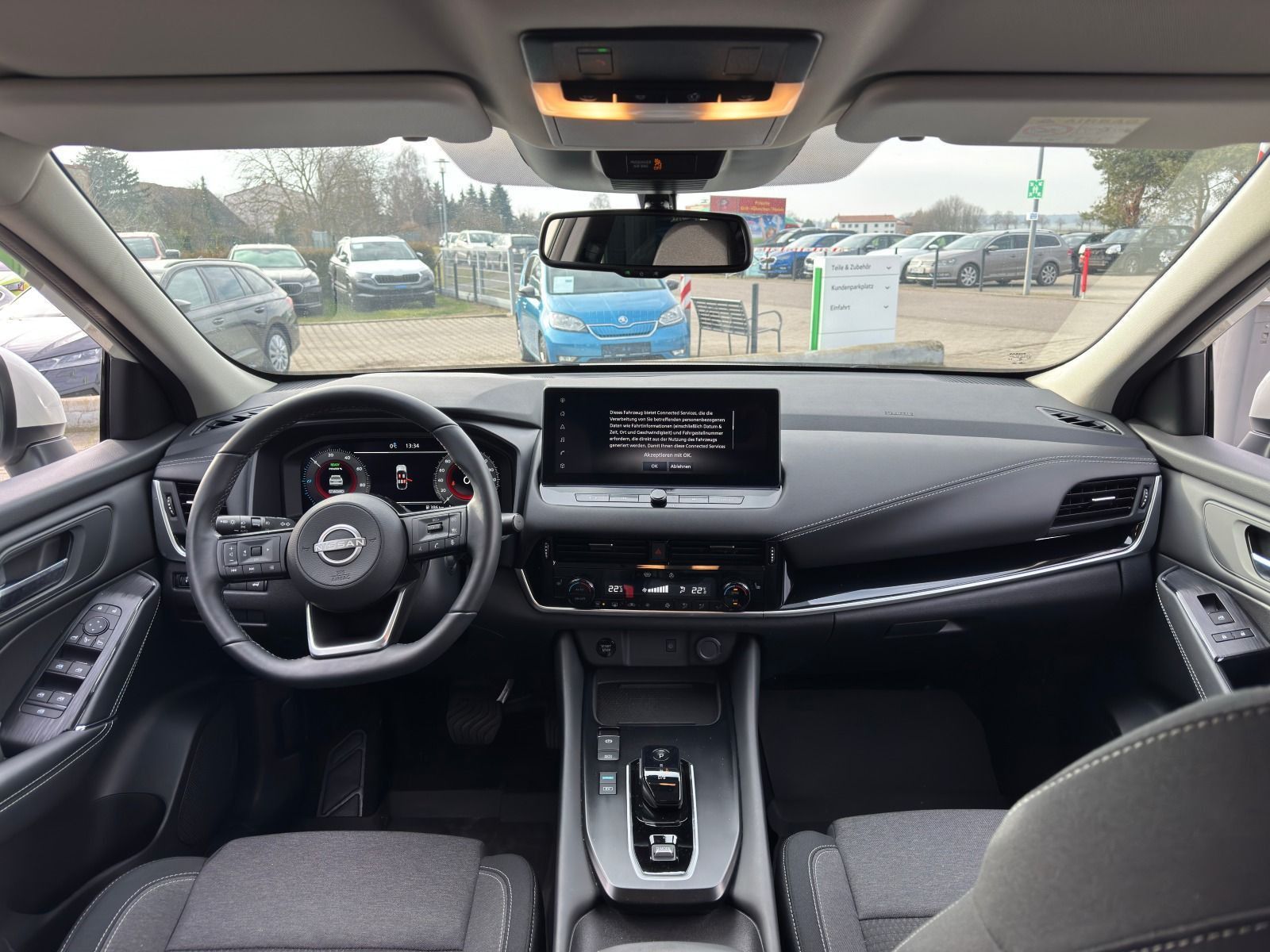 Fahrzeugabbildung Nissan Qashqai 1.5 VC-T e-Power N-Connecta 360°Cam*NAVI