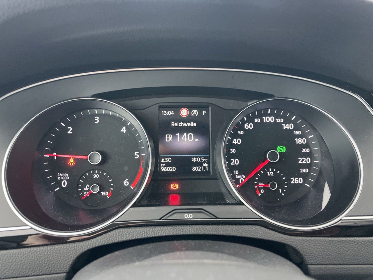 Volkswagen Passat Variant - Bild 13