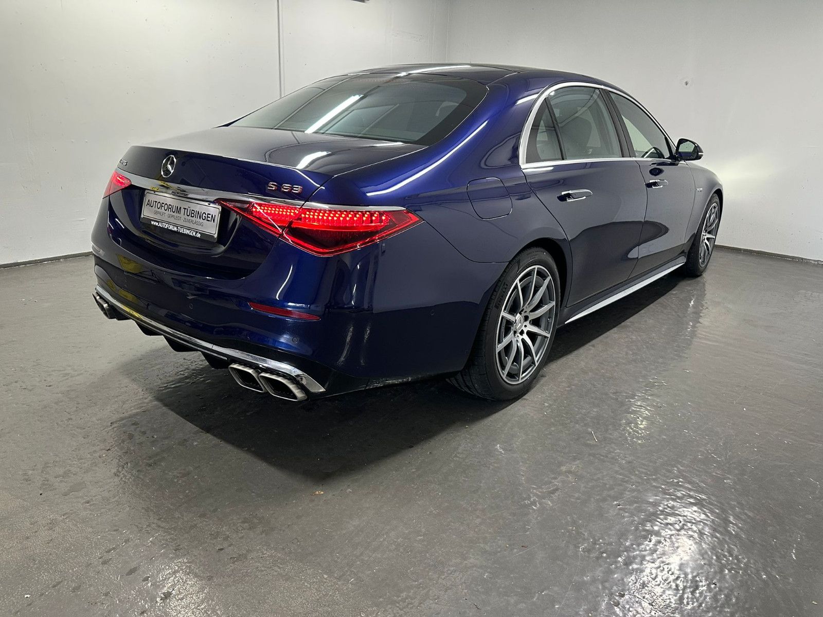 Fahrzeugabbildung Mercedes-Benz S 63 AMG E Performance L *Manufaktur*FIRST CLASS