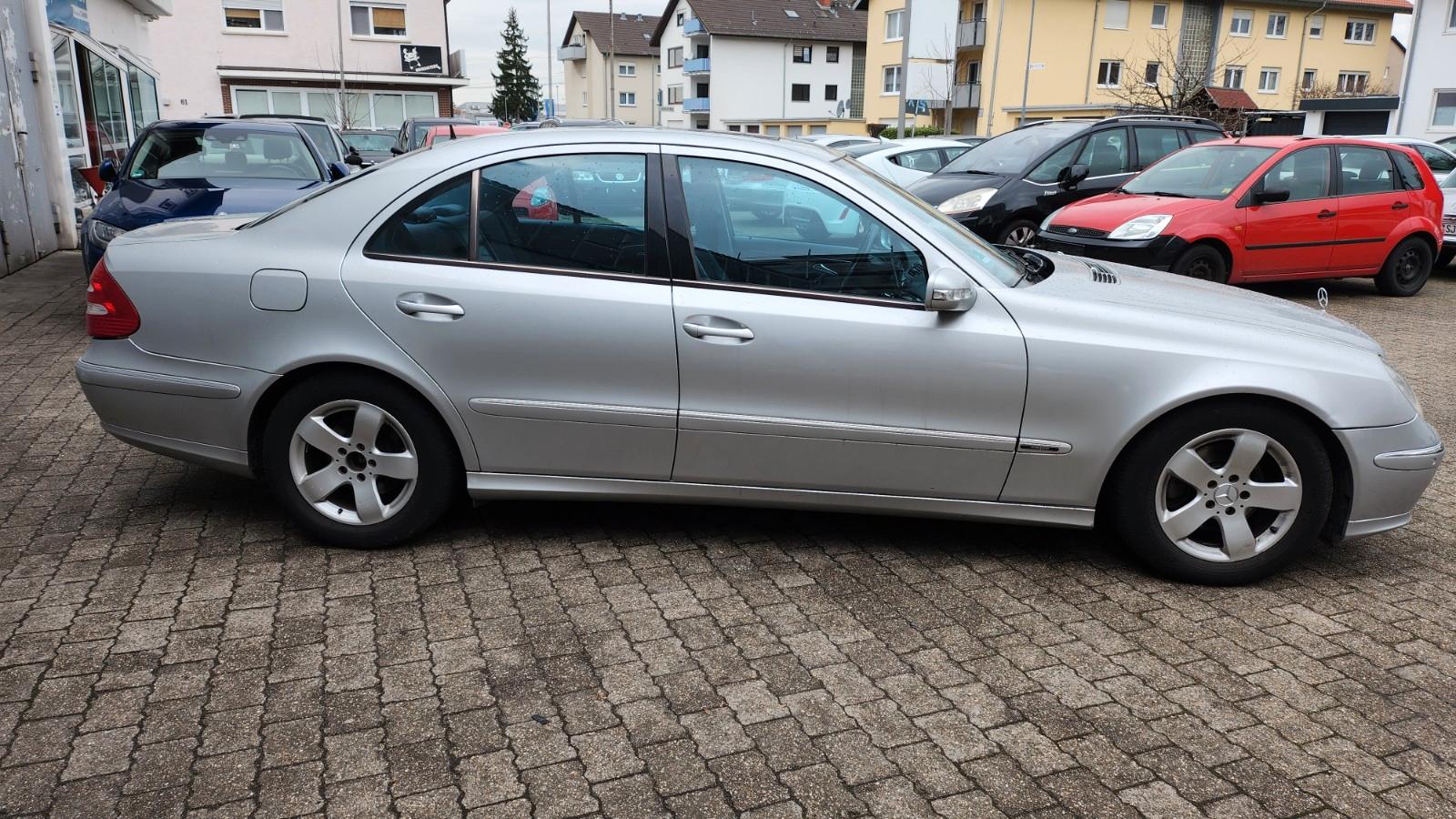 Mercedes-Benz E 220 E -Klasse Lim. E 220 CDI