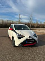 Toyota Aygo x-play touch, BJ 2019 - Toyota: Bj
