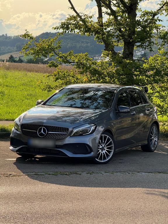 Mercedes-Benz A 180