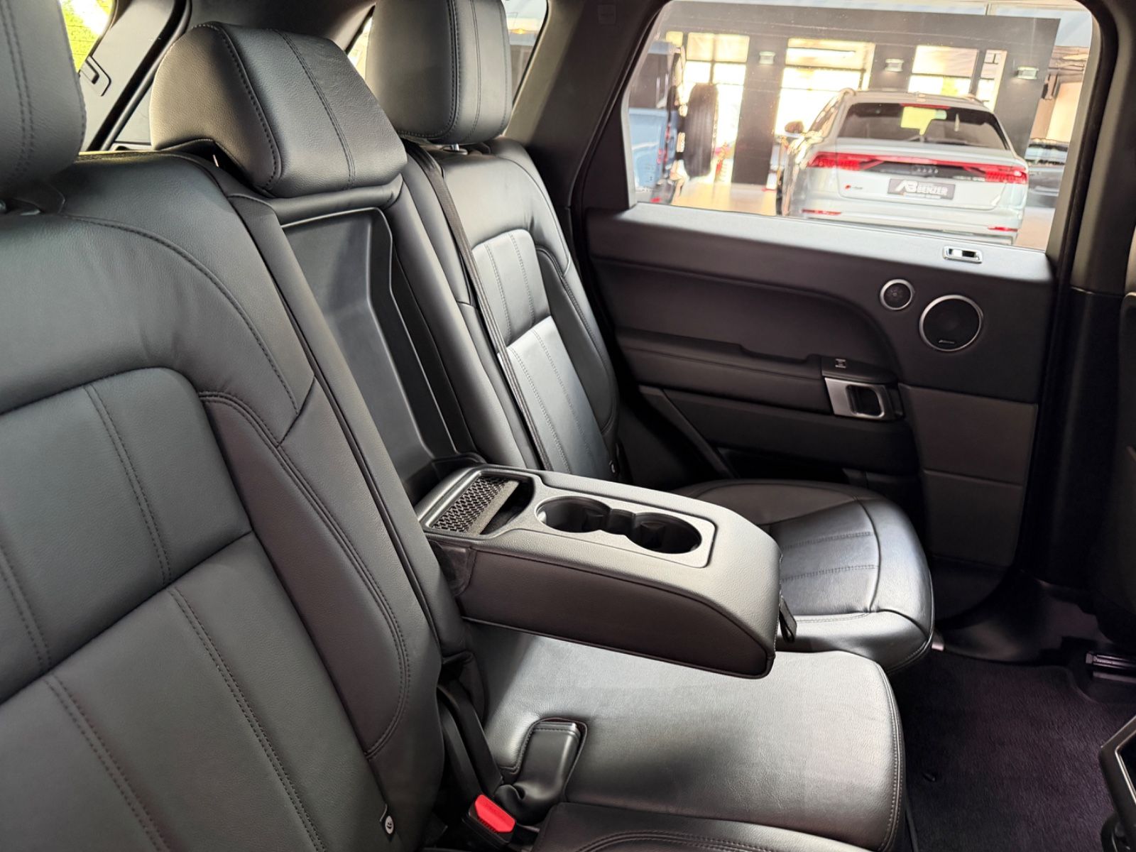 Fahrzeugabbildung Land Rover Range Rover Sport/PANORAMA/MERIDIAN/KAMERA