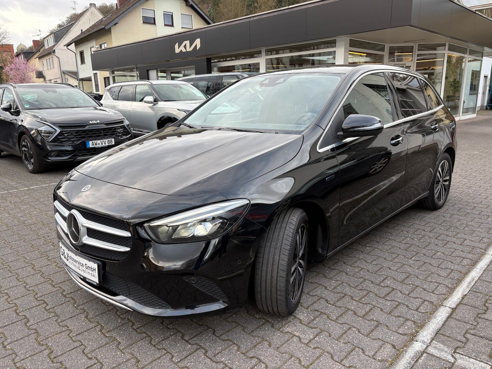 Mercedes-Benz B 250e PlugInHybrid Automatik, Navi, Kamera