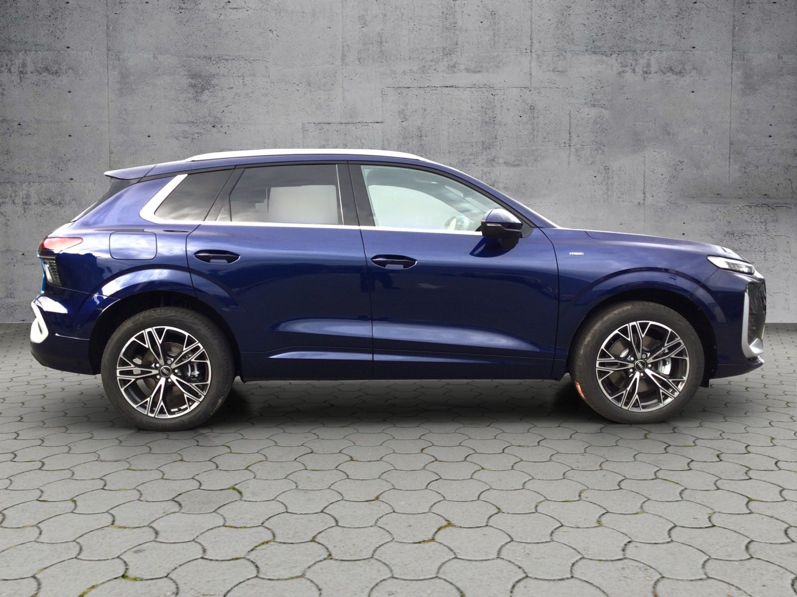 Audi Q3 1.5 e-hybrid S-tronic S-LINE 5JG/TECHPLUS foto 4