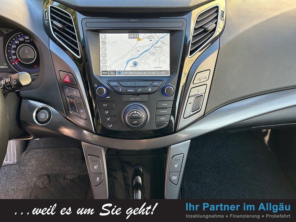Fahrzeugabbildung Hyundai i40 KOMBI 2.0 GDI STYLE NAV+KAMERA+PDC GARANTIE+