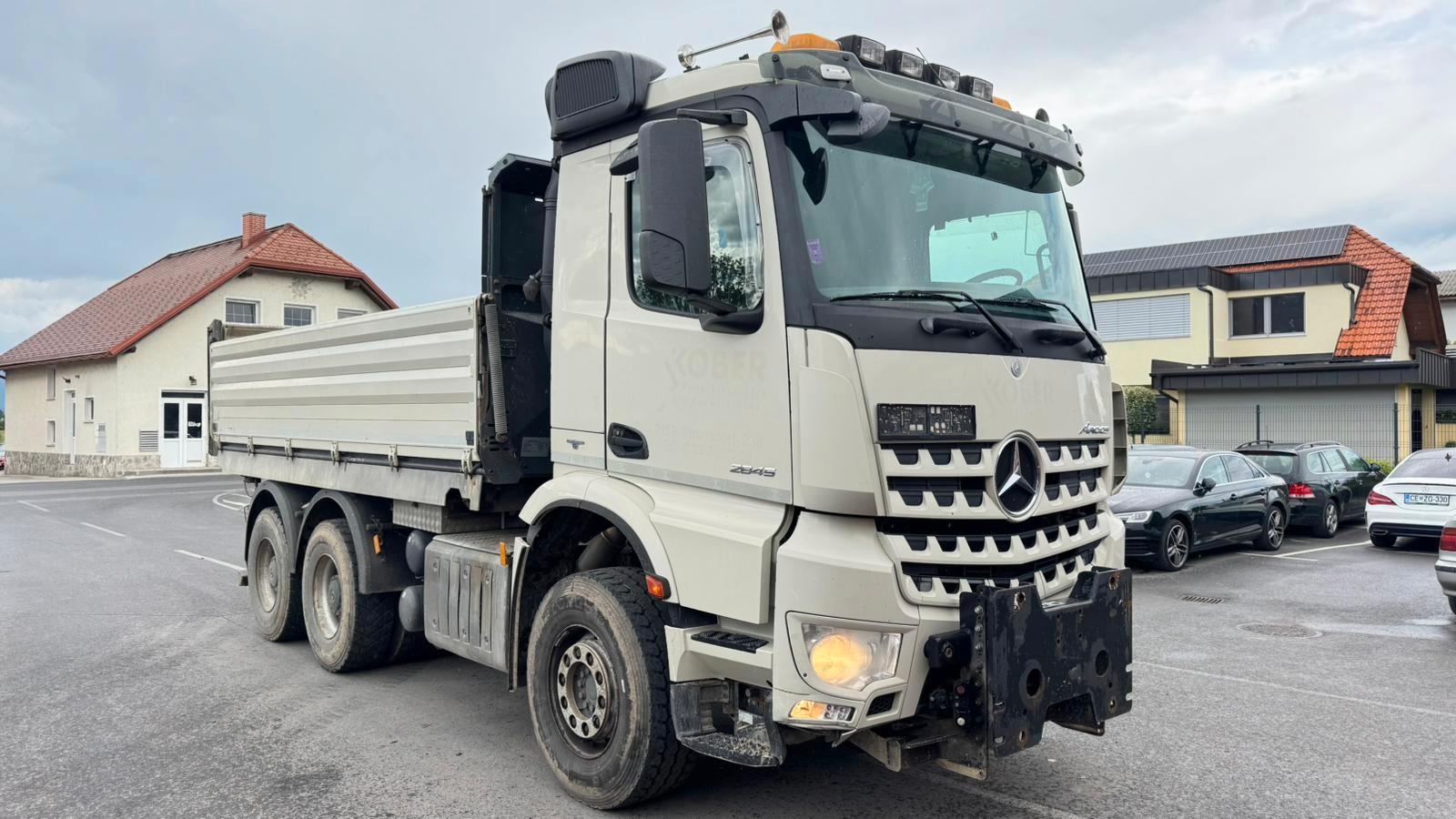 Mercedes-Benz AROCS 2845 K 6X4 tipper - motor brake