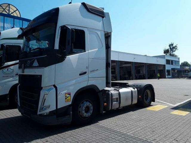 Volvo FH 500 GlobetrotterXL/Standklima/VEB+/ACC