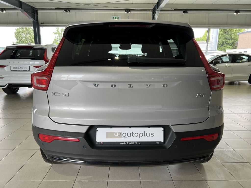 Volvo XC40 B4 Plus Dark ACC BLIS Kamera 19Zoll LED H/K