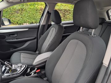 BMW 220 - 10