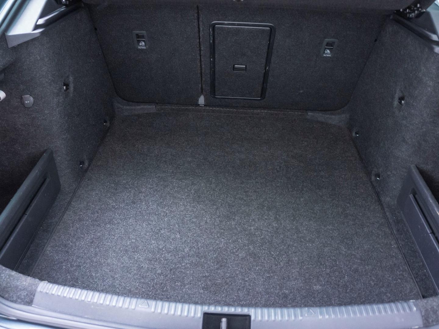 Skoda Octavia Style AUTOMATIK WINTERPAKET NAVI  (GW91)