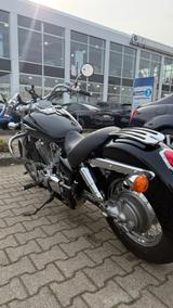 Honda Shadow RC50 - HONDA BENZIN CHOPPER KARDAN