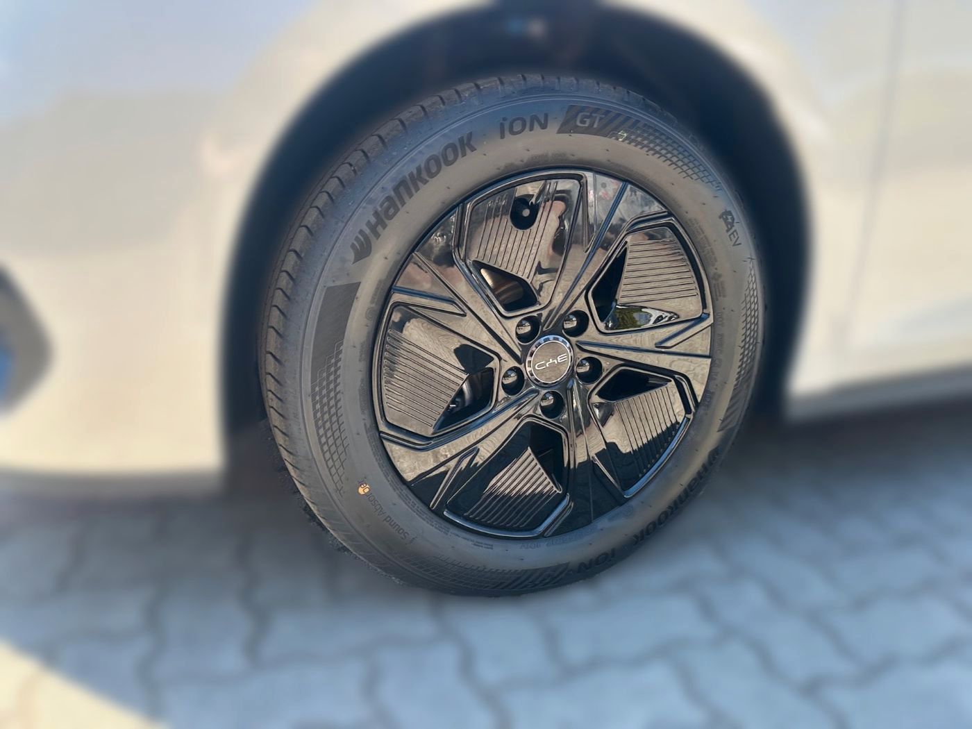 BYD SEAL 6