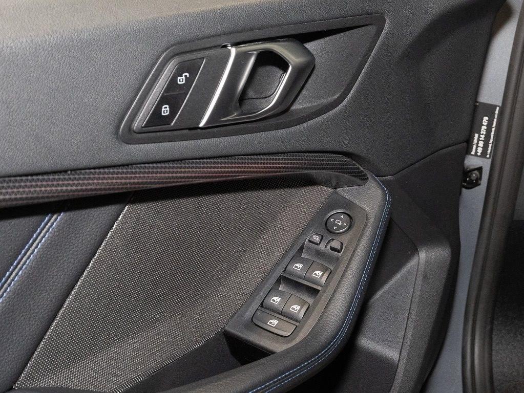 BMW 118 i /5 M Sport PANO RFK NAVI LED Sound Syst., миниатюра 5
