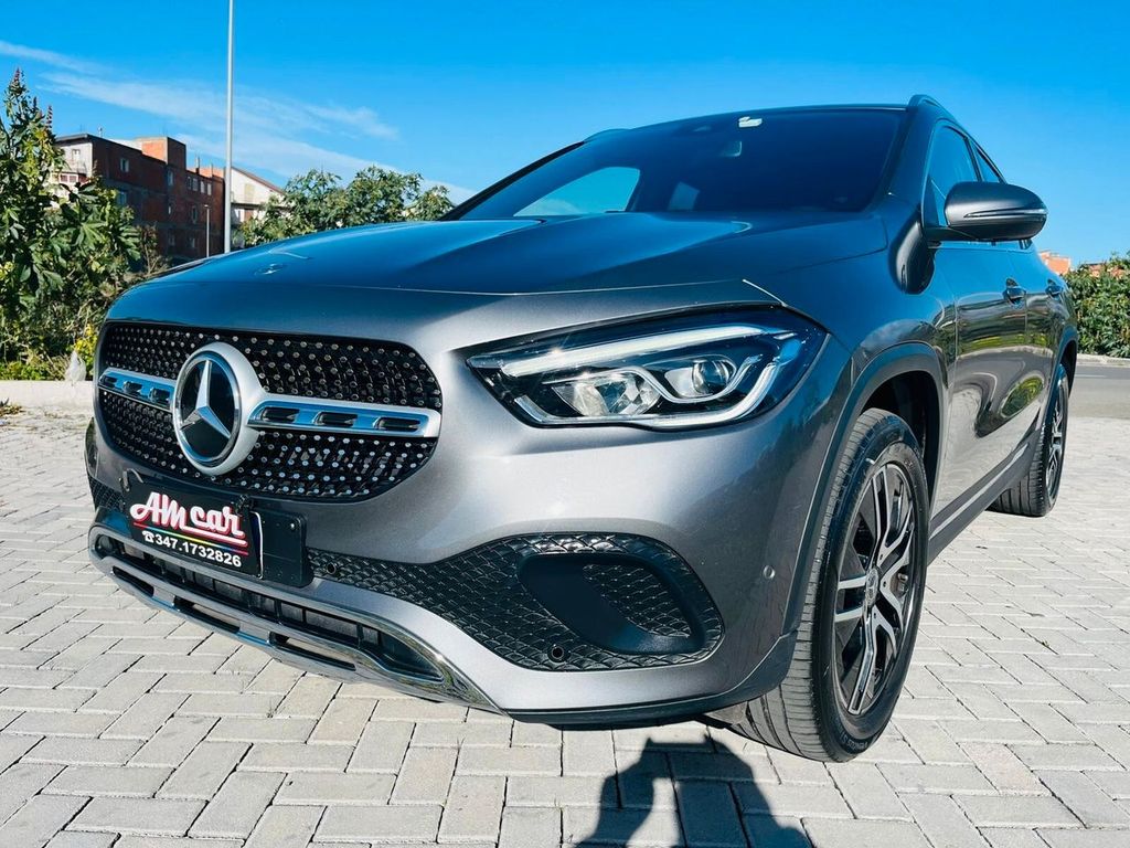 Image of Mercedes-Benz GLA 200