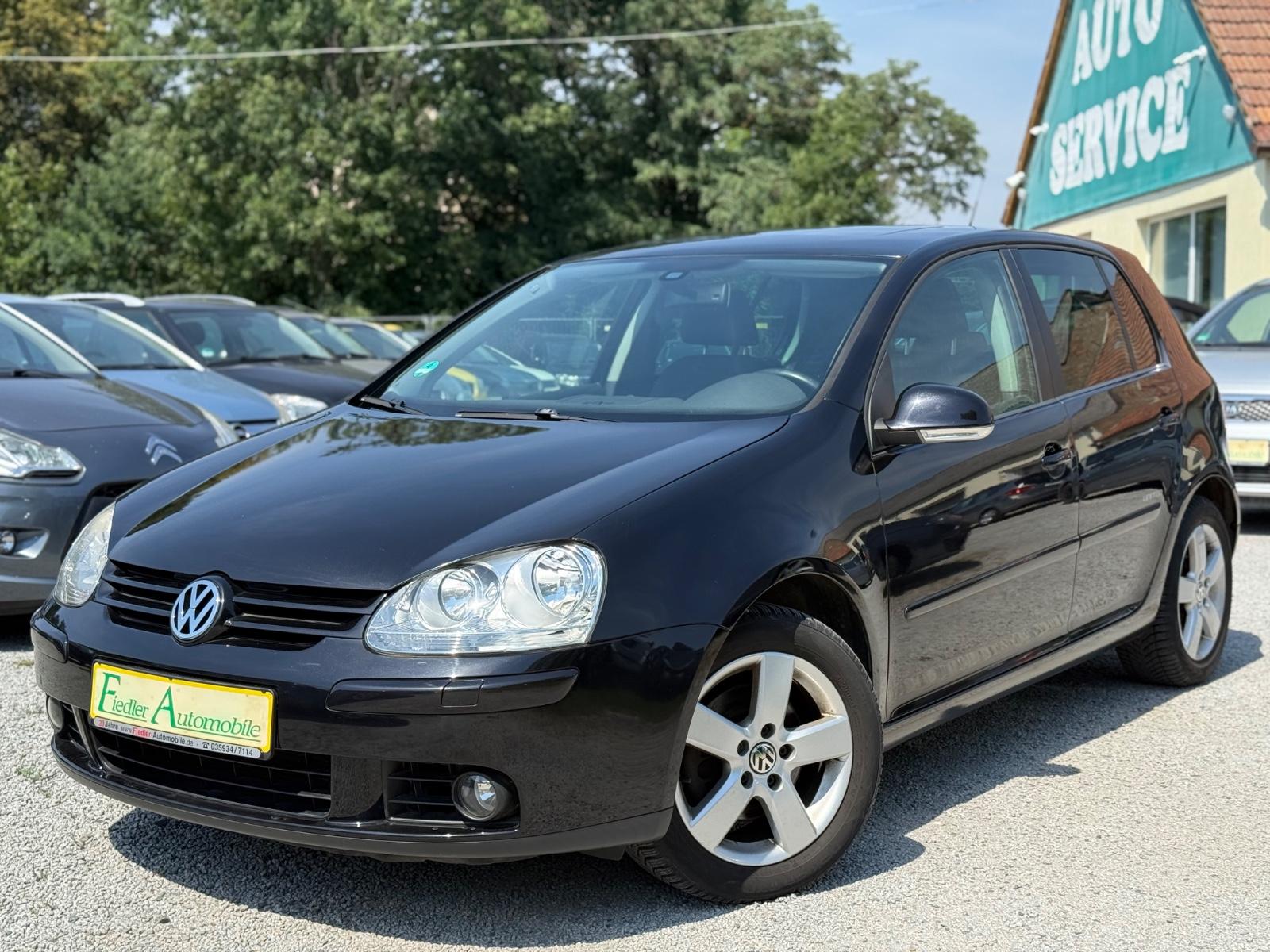 Volkswagen Golf 1.4 TSI Tour / KLIMAAUT / SITZHZ / 97.000KM