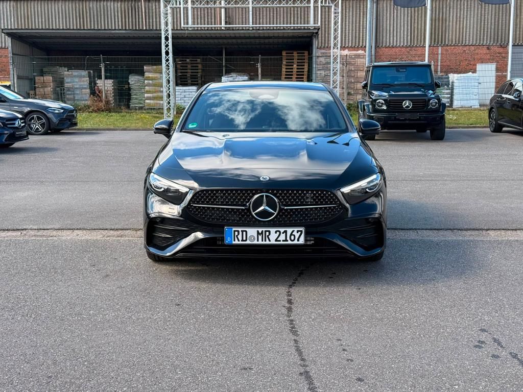Mercedes-Benz A 220 d AMG NIGHT MULTI 360 DISTR KAMERA PANO foto 2