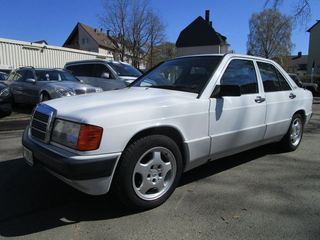 Mercedes-Benz 190 D 2.0 mit H-Zulassung Schiebedach Alufelgen