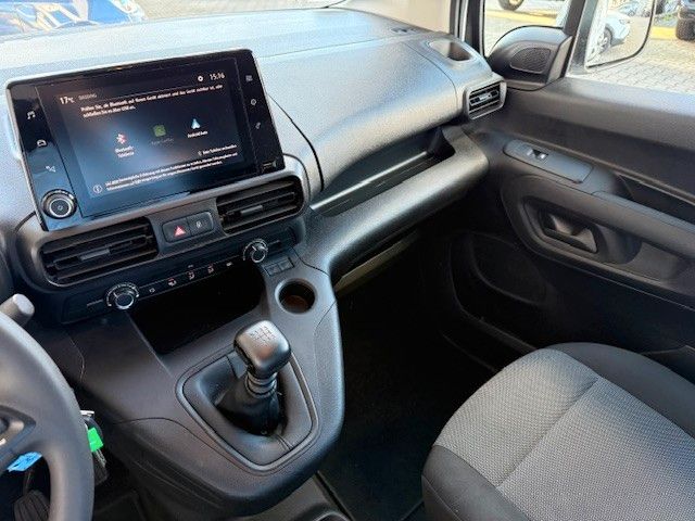 Fahrzeugabbildung Opel Combo E Cargo Edition 1.2l 110PS PDC!
