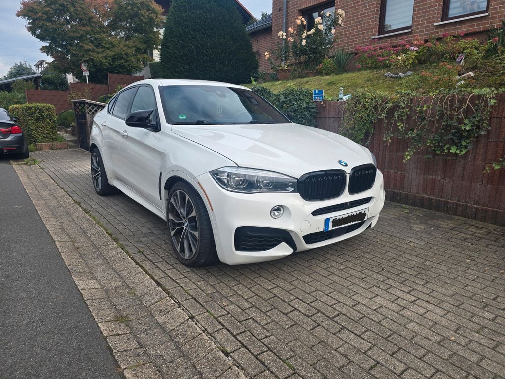Image of BMW X6