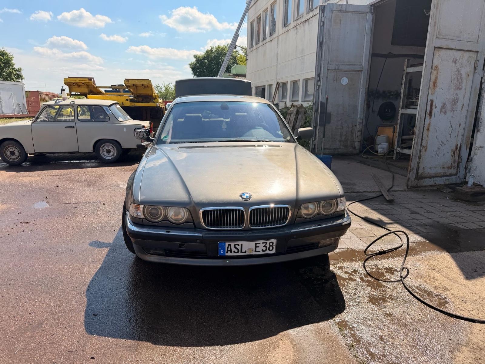 BMW e38 740d