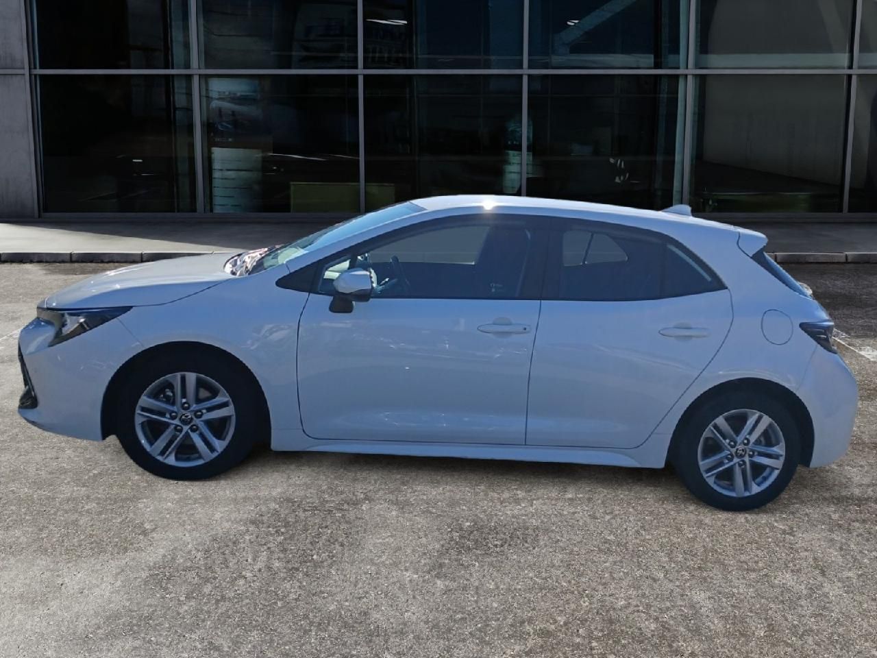 Fahrzeugabbildung Toyota Corolla Hybrid Comfort